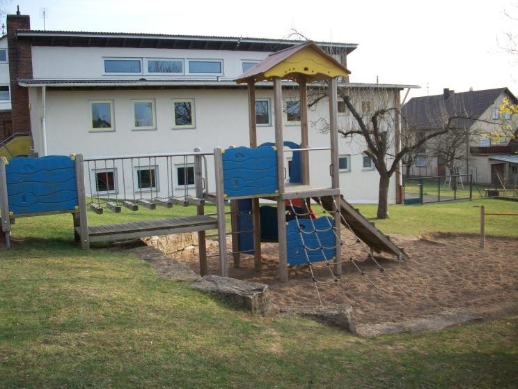 Spiellandschaft Kindertagesstätte Impfingen Spiellandschaft Kindertagesstätte Impfingen