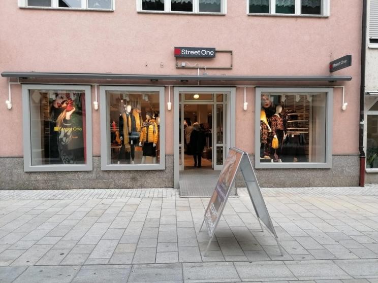 Bild Beate Hay Außenansicht