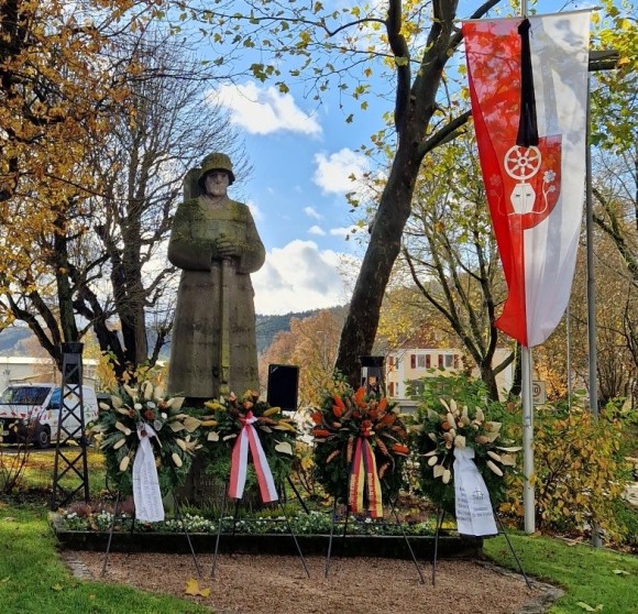 Gedenkfeier zum Volkstrauertag in Tauberbischofsheim