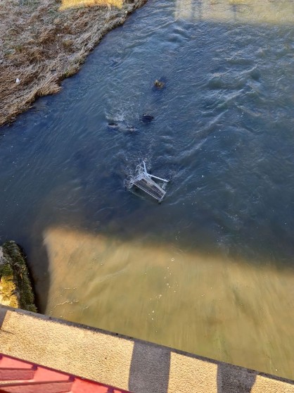 Einkaufswagen in der Tauber